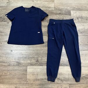 FIGS Blue Scrub Set - Casma 3 Pocket Top & Zamora Joggers - Women's Small